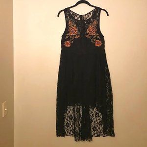 FREE PEOPLE  DRESS, SIZE S ,EMBROIDERED WITH ROSES